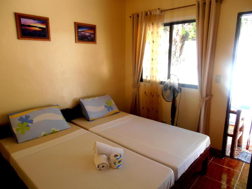 บลู โครัล บีช รีสอร์ต Hotel เกาะมาลาปัสกัว ภายนอก รูปภาพ