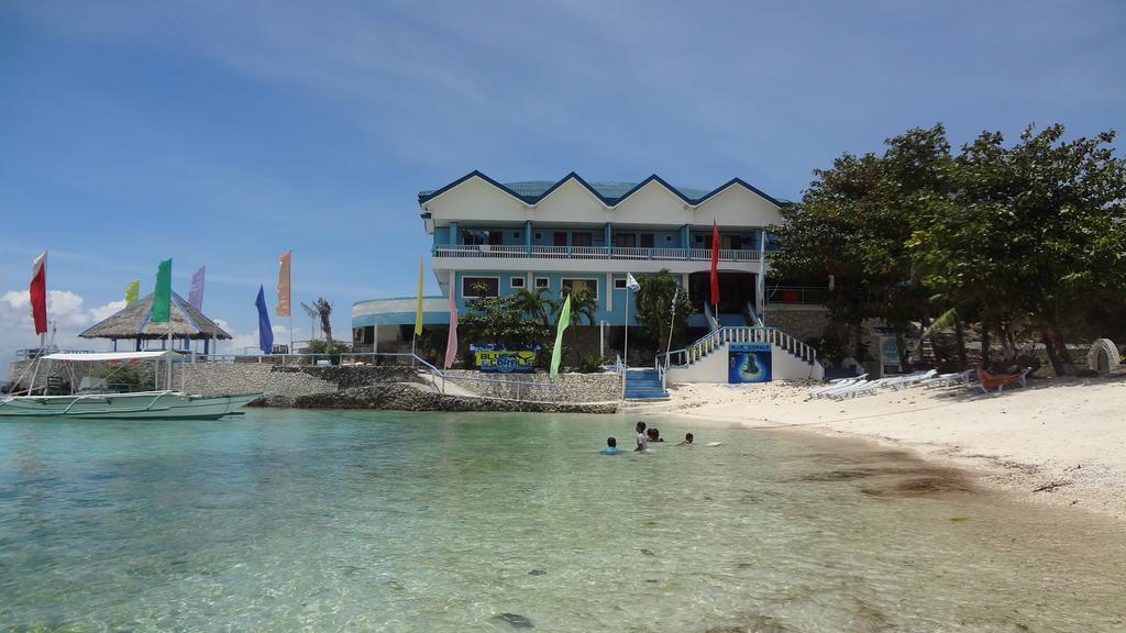 บลู โครัล บีช รีสอร์ต Hotel เกาะมาลาปัสกัว ภายนอก รูปภาพ