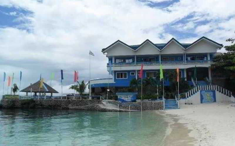 บลู โครัล บีช รีสอร์ต Hotel เกาะมาลาปัสกัว ภายนอก รูปภาพ