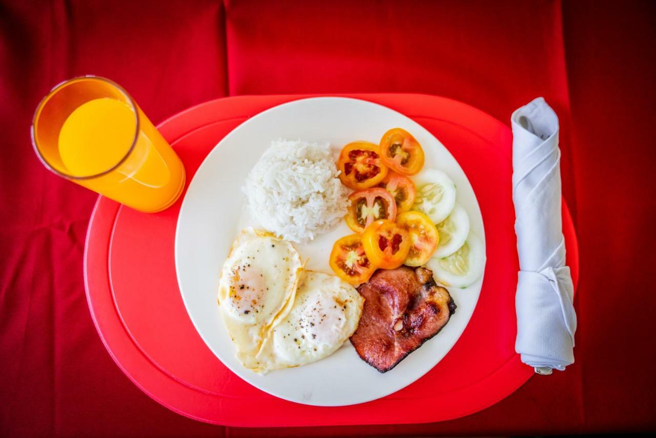 บลู โครัล บีช รีสอร์ต Hotel เกาะมาลาปัสกัว ภายนอก รูปภาพ