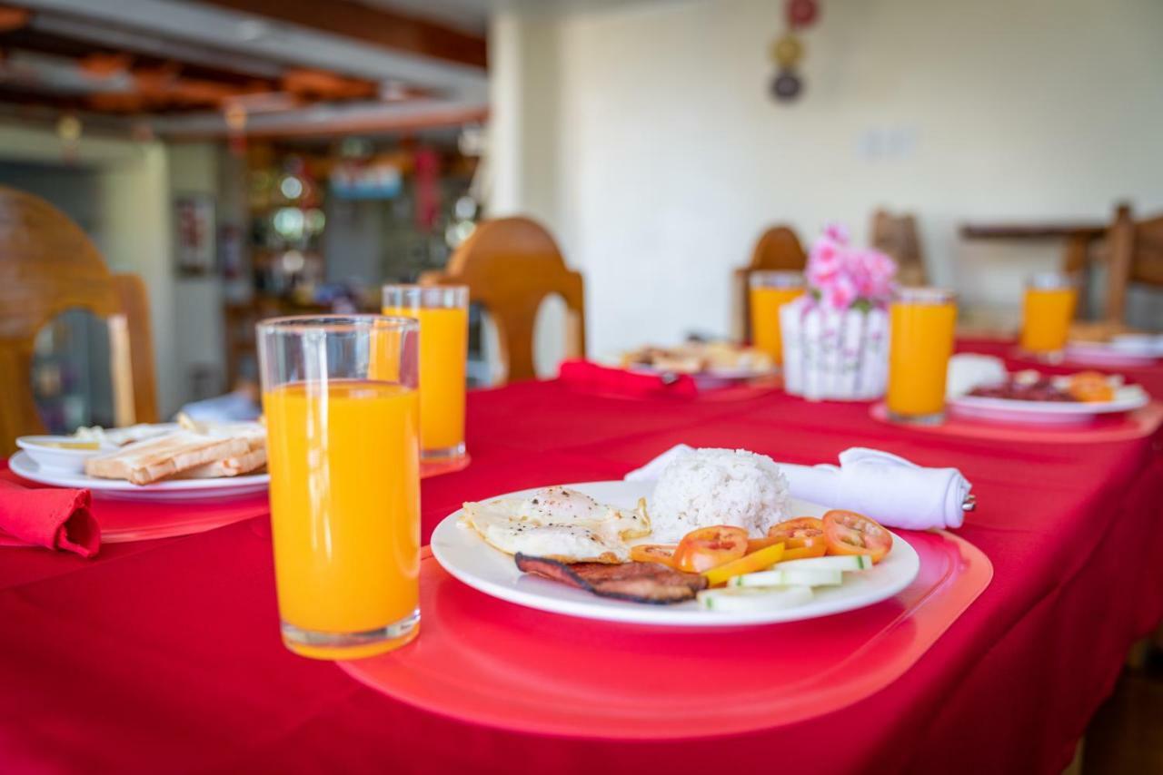 บลู โครัล บีช รีสอร์ต Hotel เกาะมาลาปัสกัว ภายนอก รูปภาพ